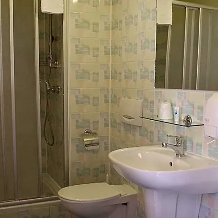 Hotel Skaut 2*