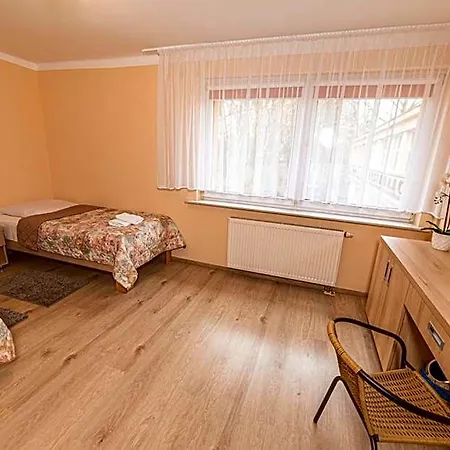 Hotel Skaut 2*