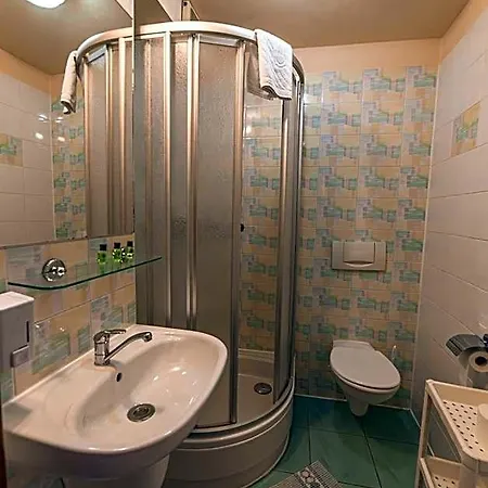 Skaut Hotel 2*